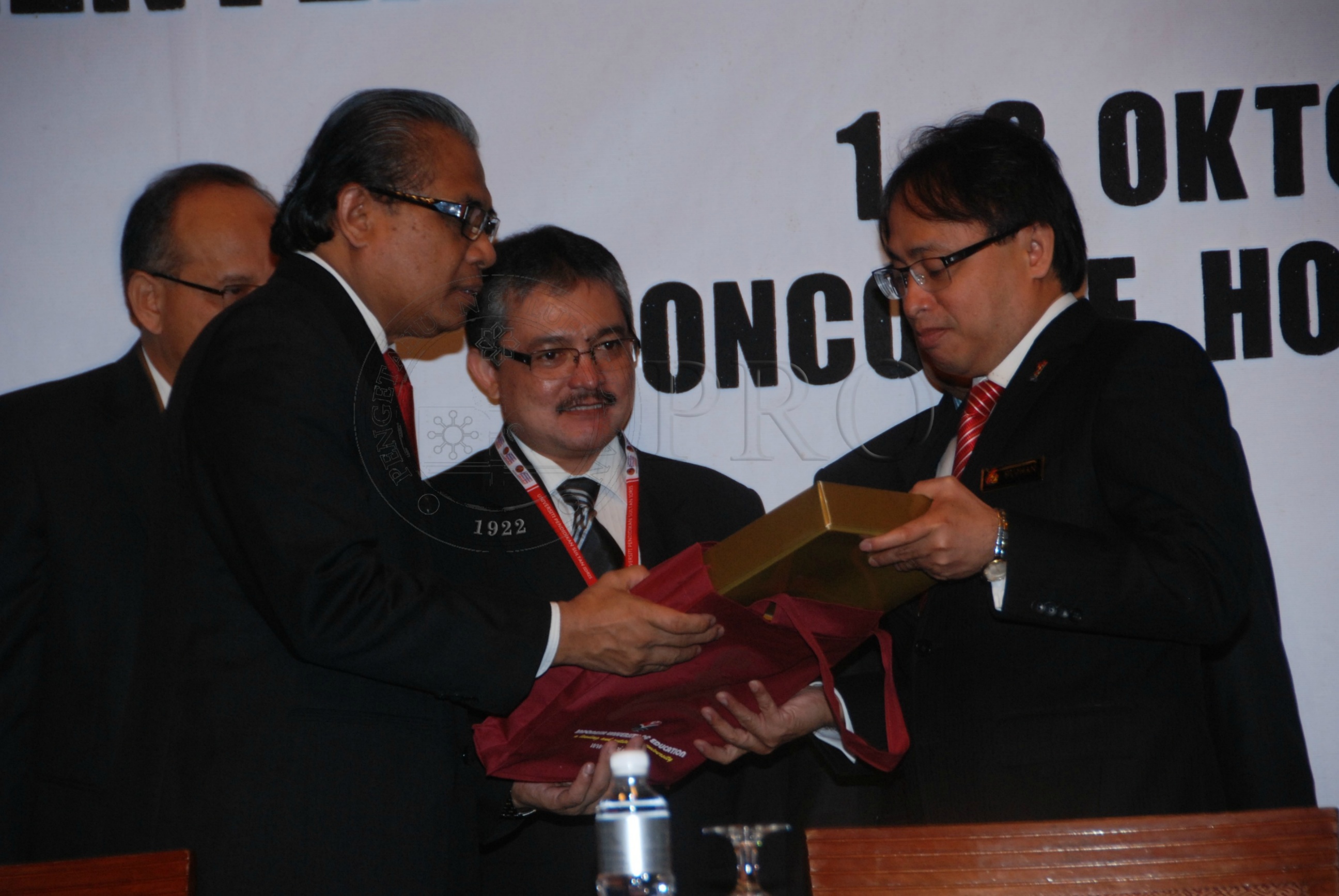 PRO 12 120 upi DSC 5911